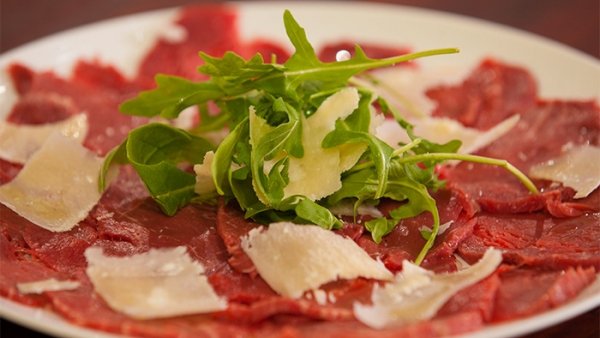 GenitoIberics's tweet photo. Carta Menú 2 plats a escollir | pa | 1 beguda | postres 13.50
Plat del dia: CARPACCIO DE VEDELLA
#menudiari #plats #gastronomía #gastrofood #petitagastronomía #restaurante #food #garraf #carpaccio #vilanova #miravng #cartamenú #instagram #instagramer #dondecomer #rambla #centre https://t.co/gdOJetPuU8