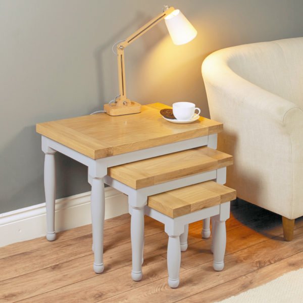 FreshFurniture_'s tweet photo. The tables are wonderfully crafted, and painted furniture with a satin lacquered oak veneer tops. Adds beauty and elegance to your home. 🙌
https://t.co/nwzlT0FBYd
#table #livingroom #freshfurnituredirect https://t.co/wXVtumbyhT