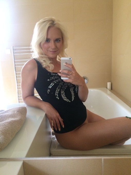💋💋💋 vieni a divertirti con me in Skype,aggiungimi e scegli il tuo show 💋💋💋 https://t.co/Ew54iMYNPM https://t