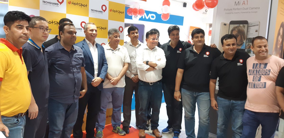 HotspotOfficiel's tweet image. #Hotspot is proud to partner with #Techguard, which launched its services at our Vikas Marg Store. The American based company brings plethora of services like Damage Repair, Theft Insurance and so much more. Visit Hotspot for more info.