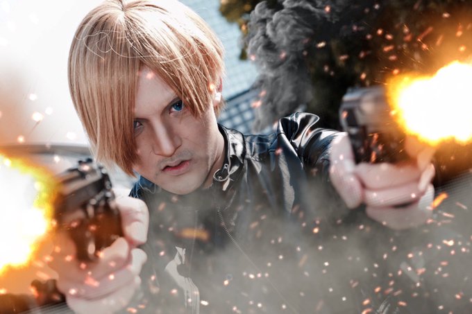 レオン S ケネディのtwitterイラスト検索結果 古い順