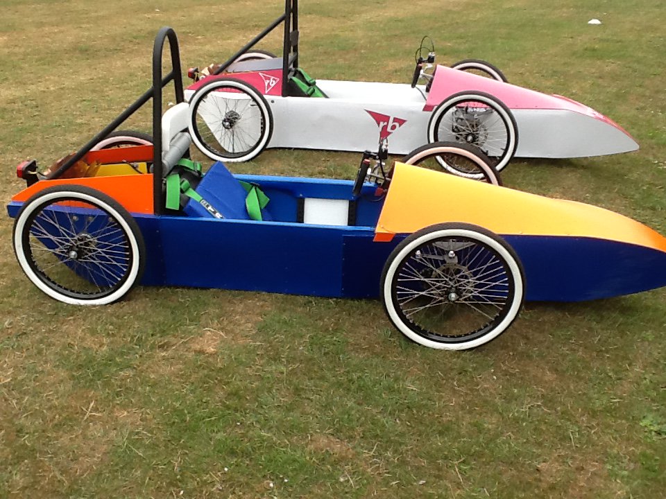 BeverleyHigh's tweet photo. @Tucker_MandE - our new and improved Neville Tucker Car...and a homage to your colours! Thanks for all your kind sponsorship - we are ready to race again! https://t.co/hNaDiCbw0O