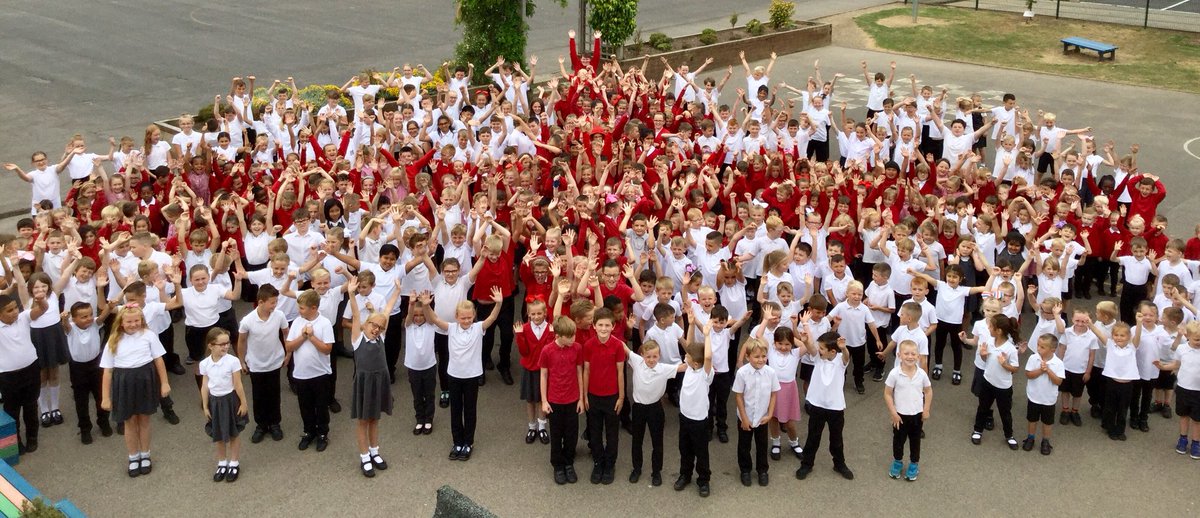 GaltVicky's tweet photo. Good luck England from Harrow Gate Primary. #itsComingHomeRussia2018 @GarethSouthgate @HKane @GaryLineker https://t.co/kqCZyuMvGg
