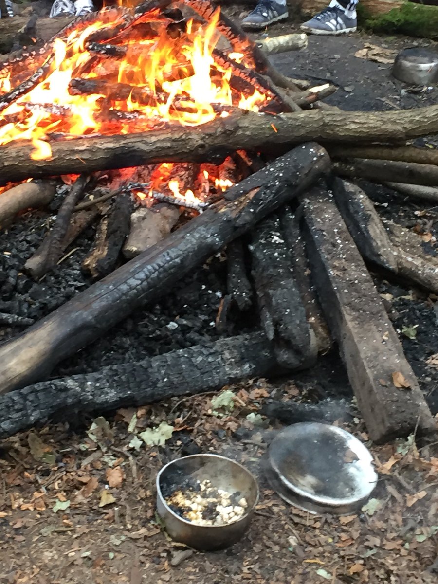 GWKNE1's tweet photo. ........oh lol bit burnt #popcornfail #ncssunderland https://t.co/aqMswXX8g5