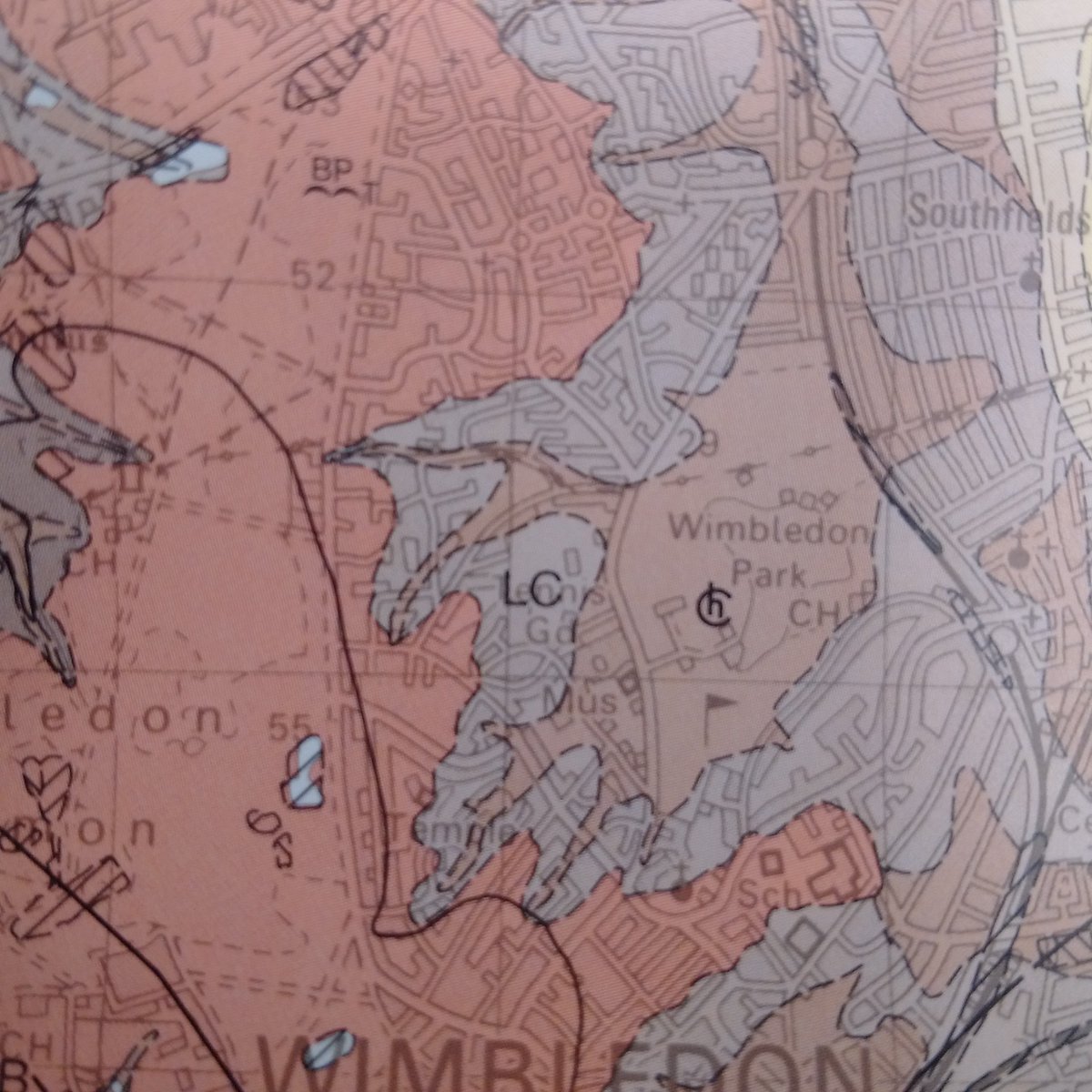 geologyshop's tweet photo. They keep going on about Wimbledon being a grass tournament, but as far as we can see it's on the London Clay! @BritGeoSurvey @Wimbledon #Tennis #LondonClay #GeologyMap #Wimbledon #BBCTennis https://t.co/GwWAfurZV7