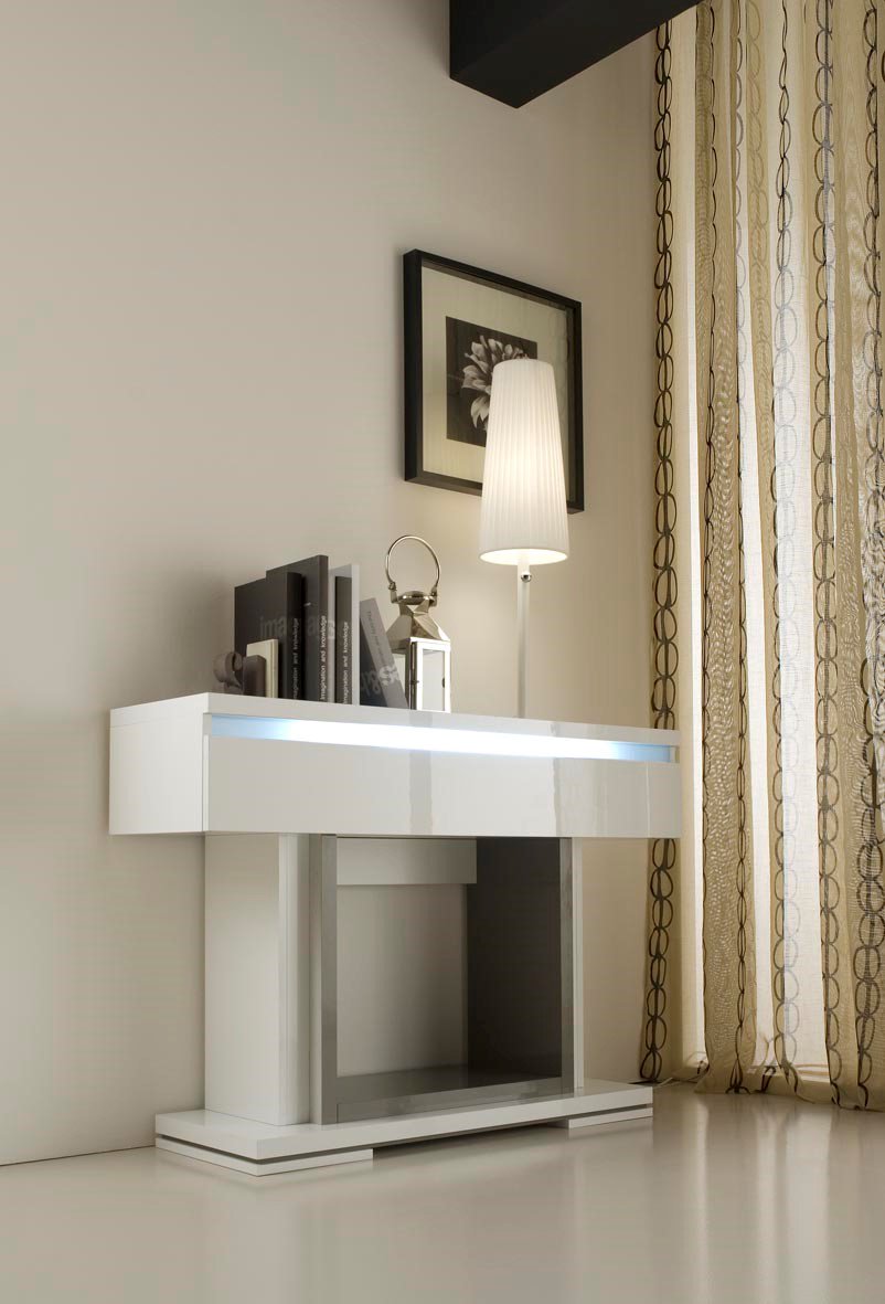pa_furnishings's tweet photo. Looking for a new #ConsoleTable? We have a fantastic range in a variety of designs/colours/sizes &amp; finishes from a #HighGlossConsole to a #GlassConsole, #MarbleConsole to an #OakConsole &amp; more! Pay us a visit to browse. You can also view a selection here > https://t.co/kej2fQbM75 https://t.co/M6dkcAnky7