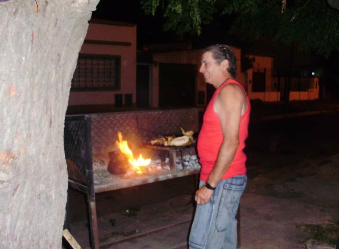 AleeeMaidanaa's tweet photo. Mí compañero y viejo querido,donde estarás,estarás bien?tantas cosas me preguntó,cuanto te extraño negro! https://t.co/1noAWsu6sn
