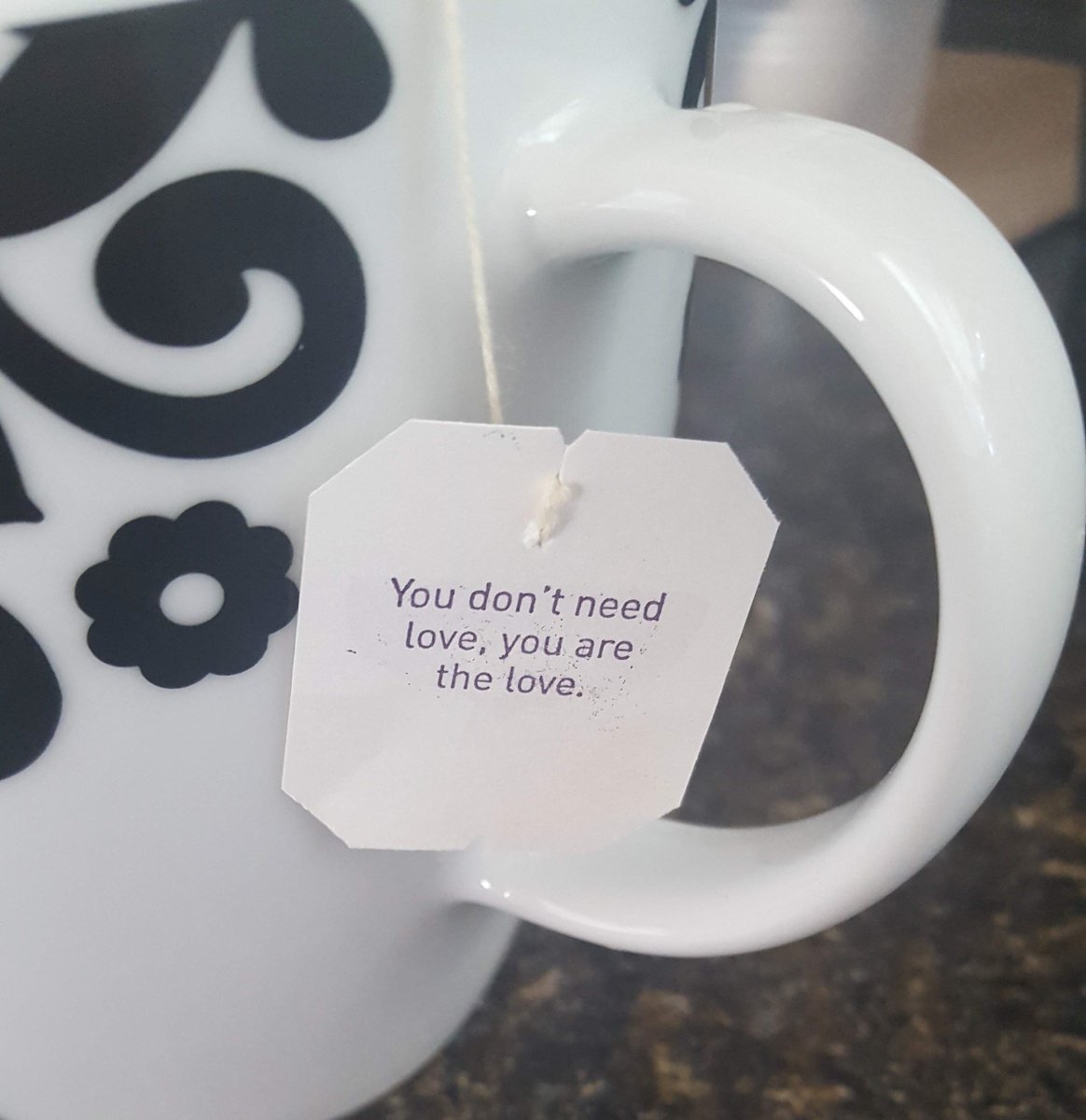 hkygrl12's tweet photo. It wasn't until I focused on where I was in terms of loving me that things changed. Be the love.
#FromVToYou
#TeaWithV https://t.co/bExq0sNEdE