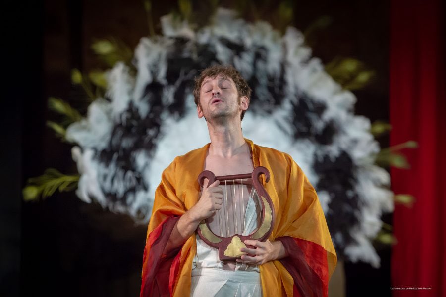 Lo Más Cul tweet media