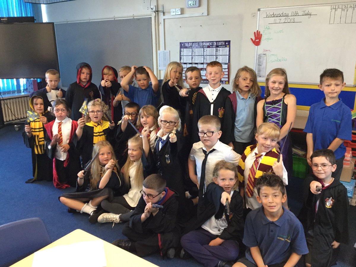Y2BeechClass's tweet photo. Harry Potter day in Beech. So excited. We have just been creating our own spells. #harrypotter #spells https://t.co/upJHkvdkHt