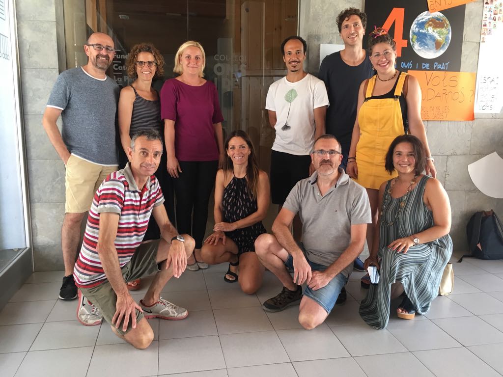 RMPlans's tweet photo. Primera trobada de treball @PedreraFundacio amb @ColectivoLamaj1 a @OmsidePrat per #LabranzaKids Molta il.lusió pel treball de #dansa a l'escola i per l'estrena a @MonStBenet https://t.co/CtEAH0fNZd