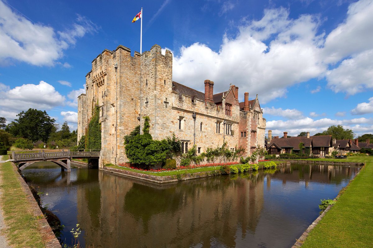 JBGill's tweet photo. Really looking forward to opening the new under 7’s playground at @hevercastle tomorrow! If you’re out and about this summer make sure you stop in to check it out! 👍🏾x https://t.co/UDI2EK64Ap