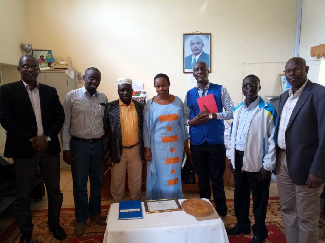 UN Great Lakes Regional Strategic Framework (@un_glrsf) on Twitter photo Introduction of the project “Preventing conflict and building peace through addressing the drives of conflict and instability associated with forced displacement between Burundi and Tanzania” by UNDP Burundi, to the authorities in the Makamba, Ruyigi provinces. <a href="/r_undgesa/">R-UNDG ESA</a> Introduction of the project “Preventing conflict and building peace through addressing the drives of conflict and instability associated with forced displacement between Burundi and Tanzania” by UNDP Burundi, to the authorities in the Makamba, Ruyigi provinces. <a href="/r_undgesa/">R-UNDG ESA</a>