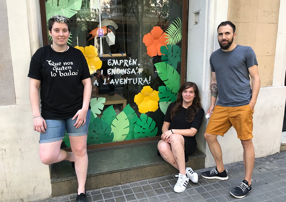 “Emprèn i endinsa’t a l’aventura”
Estem d'estrena!! Ja tenim el nou aparador d'estiu. Una vegada més, l'equip de #ThinkThings ha fet un super treball! #handmade #freelancers #Papercraft
transformabcn.com