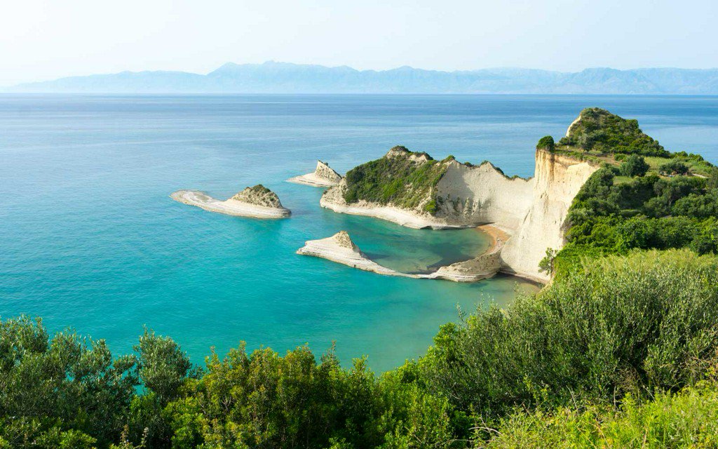 TravelLeisure tweet picture