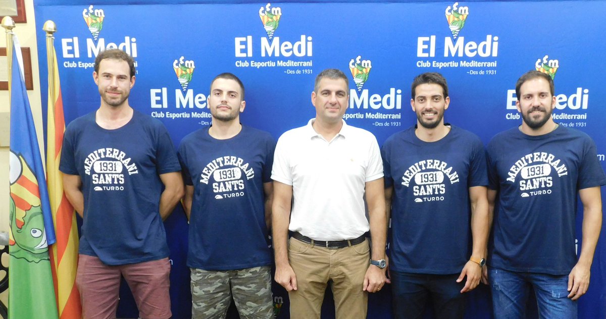 El Club Esportiu Mediterrani presenta les noves incorporacions per a la temporada 2018-2019 de l’equip absolut de #waterpolo fotografia d’esquerra a dreta: Ramon Santís, Javier Gorría, President Àlex Almeda, Jordi Pérez i Marc Roca. #CEMediterrani