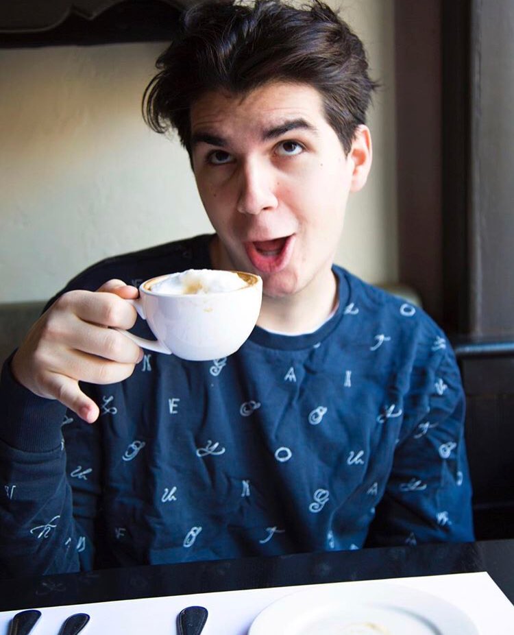 AleaRichesson's tweet photo. Don’t @ me on this. 

Christian Delgrosso is the most selfless, intelligent, sweetest, nicest, purest soul on the planet❤️ He truly is an angel sent from above to plant a smile on all of our faces and take away all bad days. He’s truly a blessing💙

@christiand https://t.co/dNTM6CqKn7