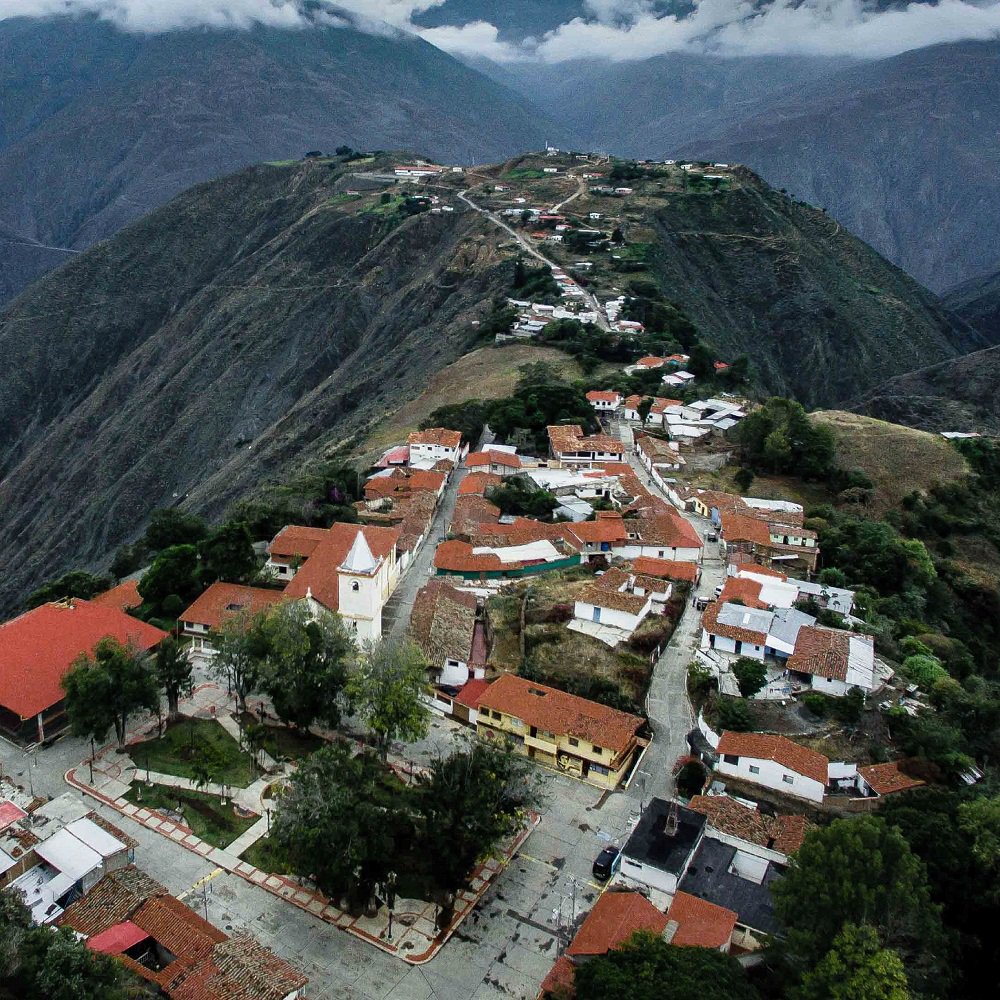 HoyEnMerida's tweet photo. RT @patchamamavt Los Andes al Natural
En cada pueblo encontrarás una actividad diferente como: senderismo, Trekking, ciclismo de montaña, , entre otros. Lugares a los querrás regresar una y otra vez. Recorre estos maravillosos pueblos con #Patchamama
https://t.co/xXeMAozMIL