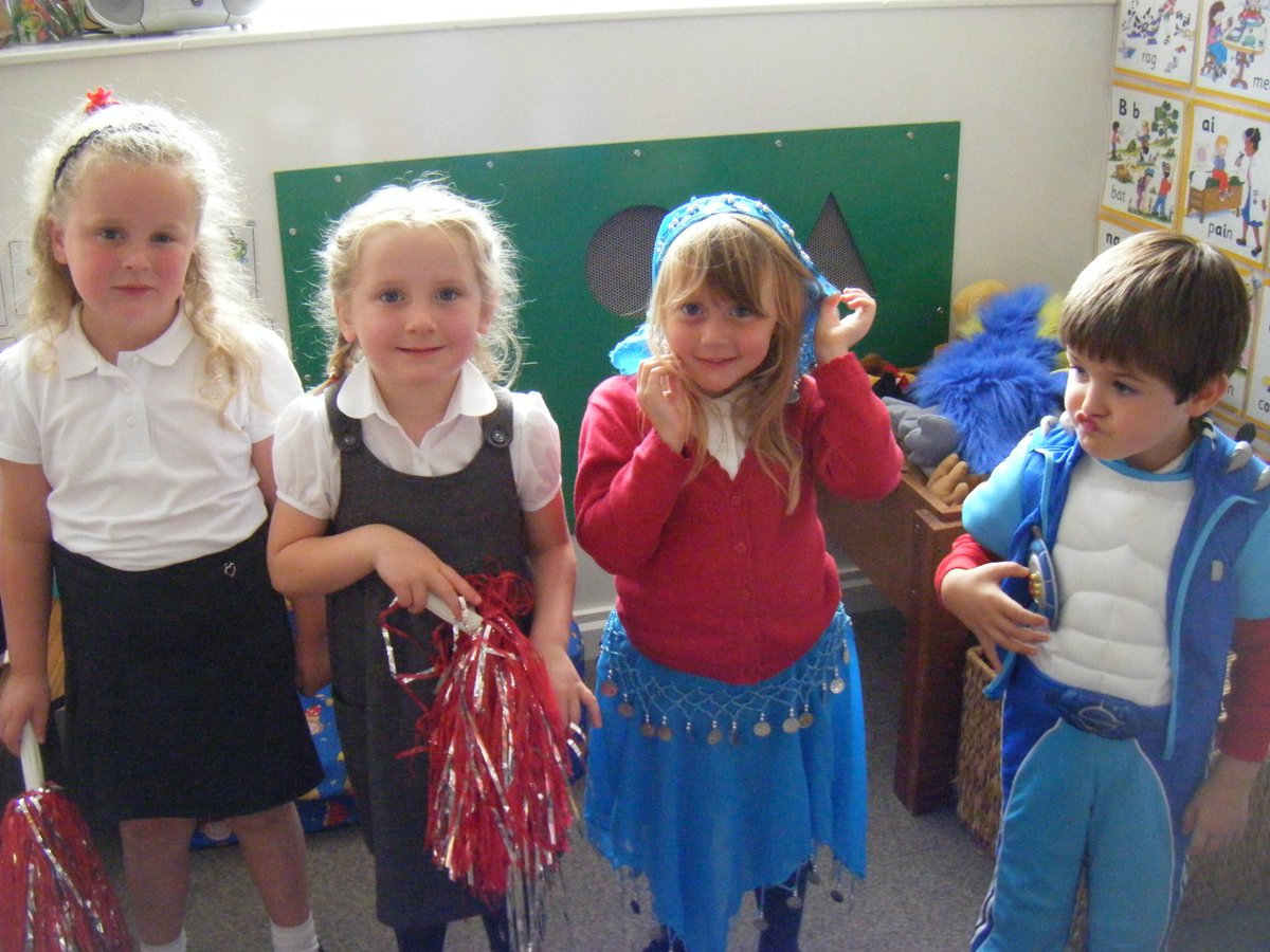 MerseyYear6's tweet photo. Look who we've found!!!! @MerseyPrimary https://t.co/AQWejYEErh