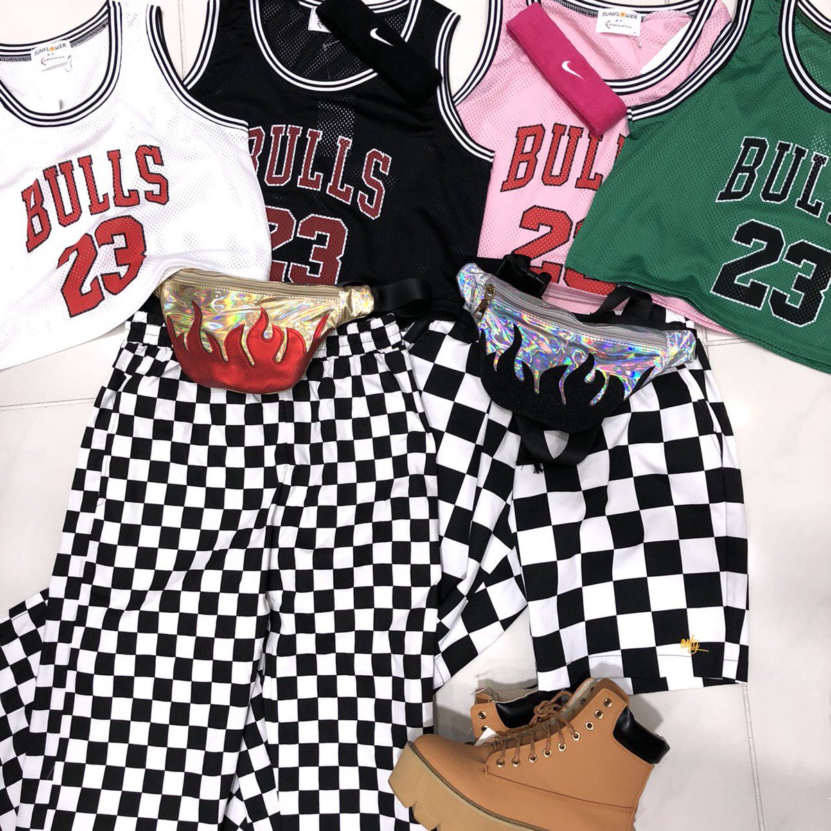 V A 三角公園前店 Bullsメッシュショートtt 可愛く スポーティーに着こなせるメッシュタンクトップが入荷いたしました おそろコーデや ライブ参戦コーデにもぴったり この夏大活躍になること間違いなしです 四色展開ですので 是非店頭で