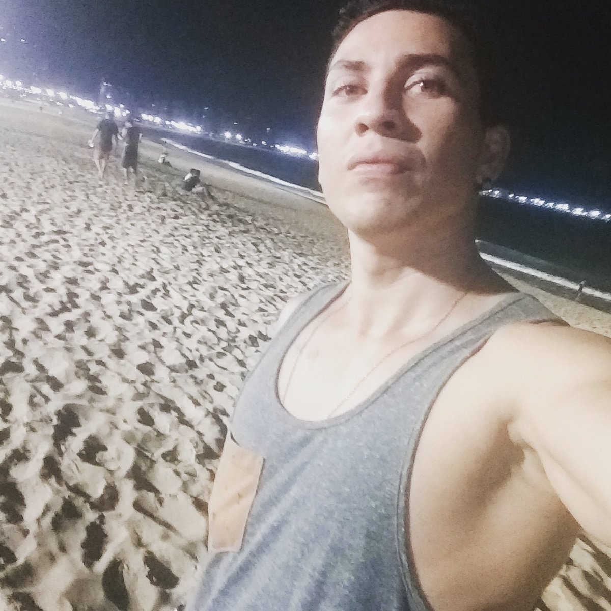 AlanMarcelll's tweet photo. #NewProfilePic https://t.co/aT40XkU5rC