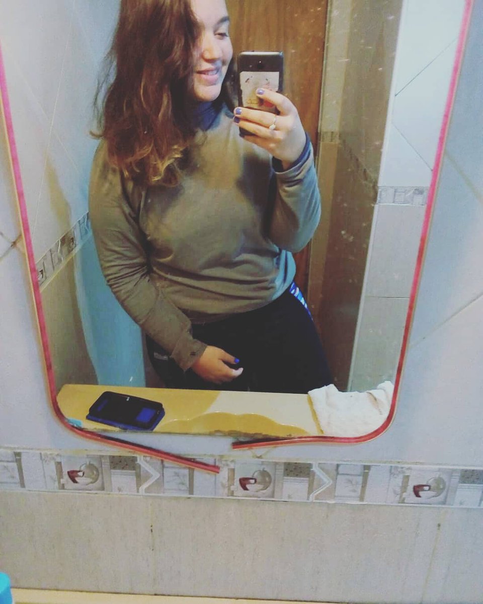 BreenFqn's tweet photo. Alguien para hablar?
Fav y te hablo!
#SiguemeYTeSigoAlInstante 
#MiercolesDeGanarSeguidores 
#SIGUEMEYTESIGO 
#SiguemeYTeSigoDeVuelta https://t.co/m99TDsJLAh