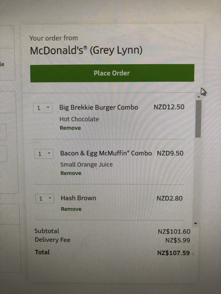 Be prepared <a href="/MaccasNZ/">McDonald's NZ</a>, <a href="/TheAMShowNZ/">AM</a> is hungry!! 🍔👌🏻<a href="/NewshubNZ/">Newshub</a>