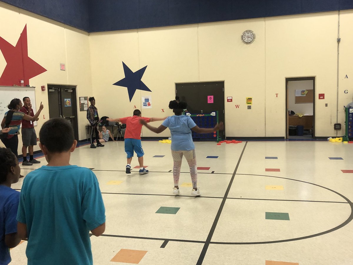 AMWinkel's tweet photo. #wpssummerstem #WPSProud Combining fitness and Connect 4 with the 5th graders! Little bit of friendly competition. π #bittersweetend https://t.co/RI4YYH436D