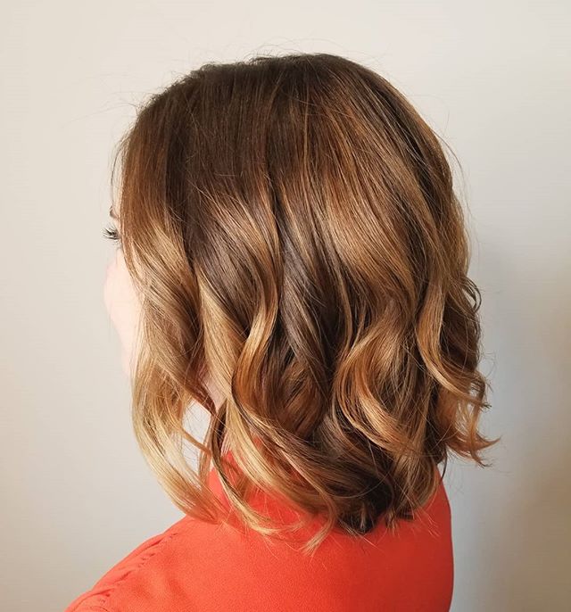 MethodHairATX's tweet image. We love all types of balayage long and short! 💛
Hair by: Michelle

#methodhair #balayage #hairstyles #shortbalayage
