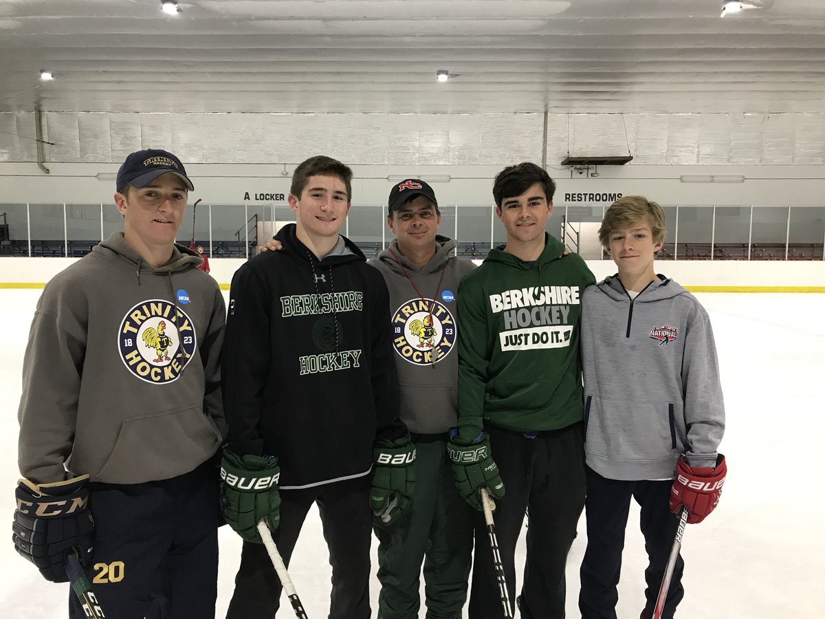 kmg5boys's tweet photo. Proud of these boys. Working hard this summer running backyard, off ice and on ice camps. #getthere #braveheart #ncwc #Berkshirehockey #ncpuck #bantamhockey https://t.co/7Q1WYtyZw6