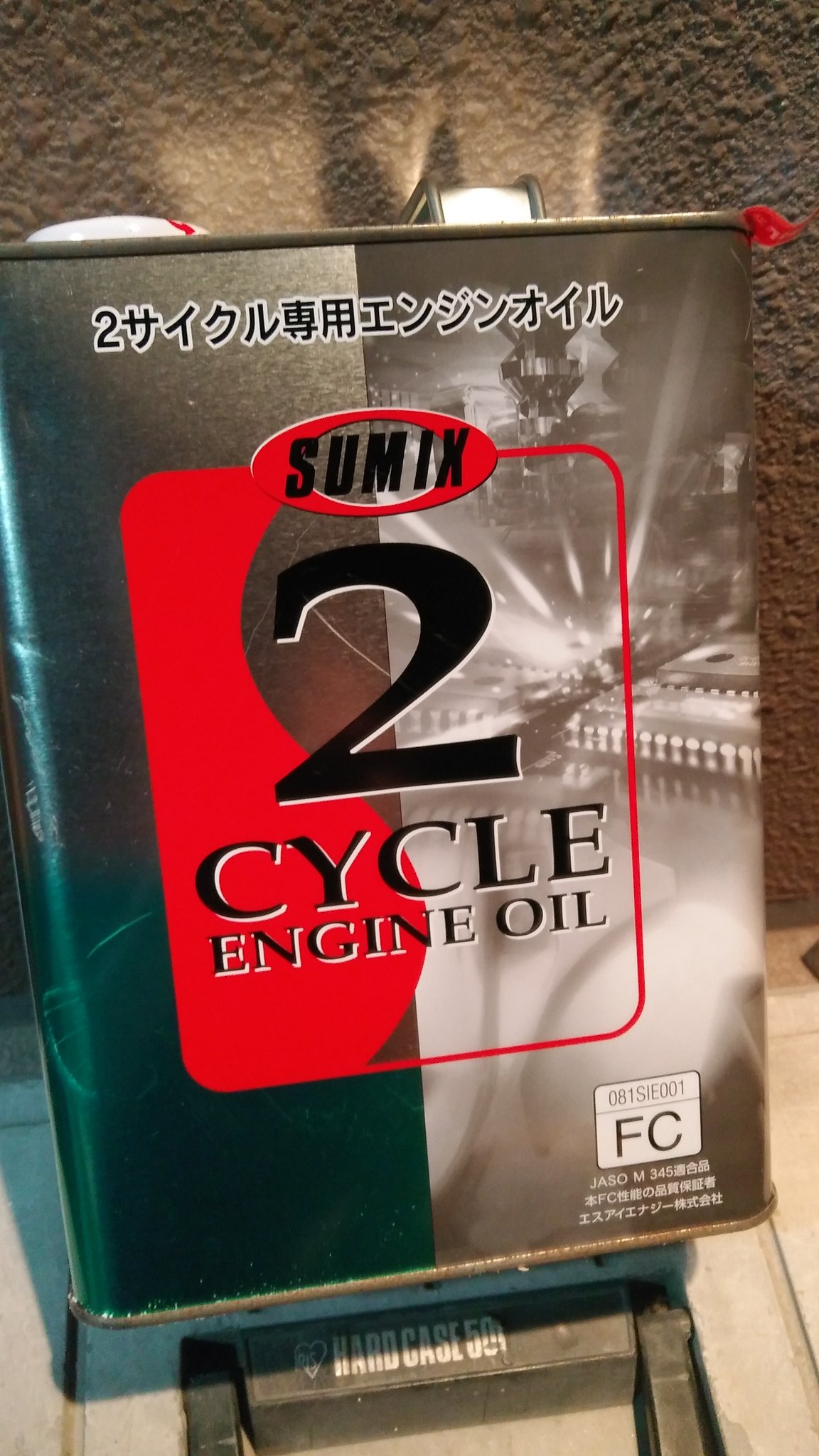 れつまるくん 潤滑油の日なので使ってるエンジンオイルを晒せ 4サイクルオイルは コストコオイル シェブロン ジムカーナ時代ターボ車にずっと使ってた 安い 2サイクルオイルはジョイフルほんだに売ってる 高性能格安オイル スミックスオイル