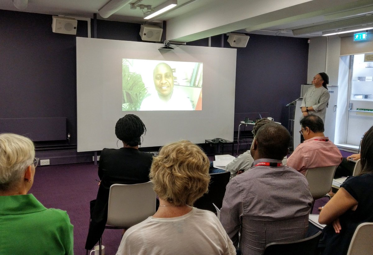 IIED's tweet photo. Watching and critiquing the #CLW2018 videos that we filmed yesterday - getting feedback from our colleagues and tips on how to improve is both fun and helpful! https://t.co/pFykAaNGv0