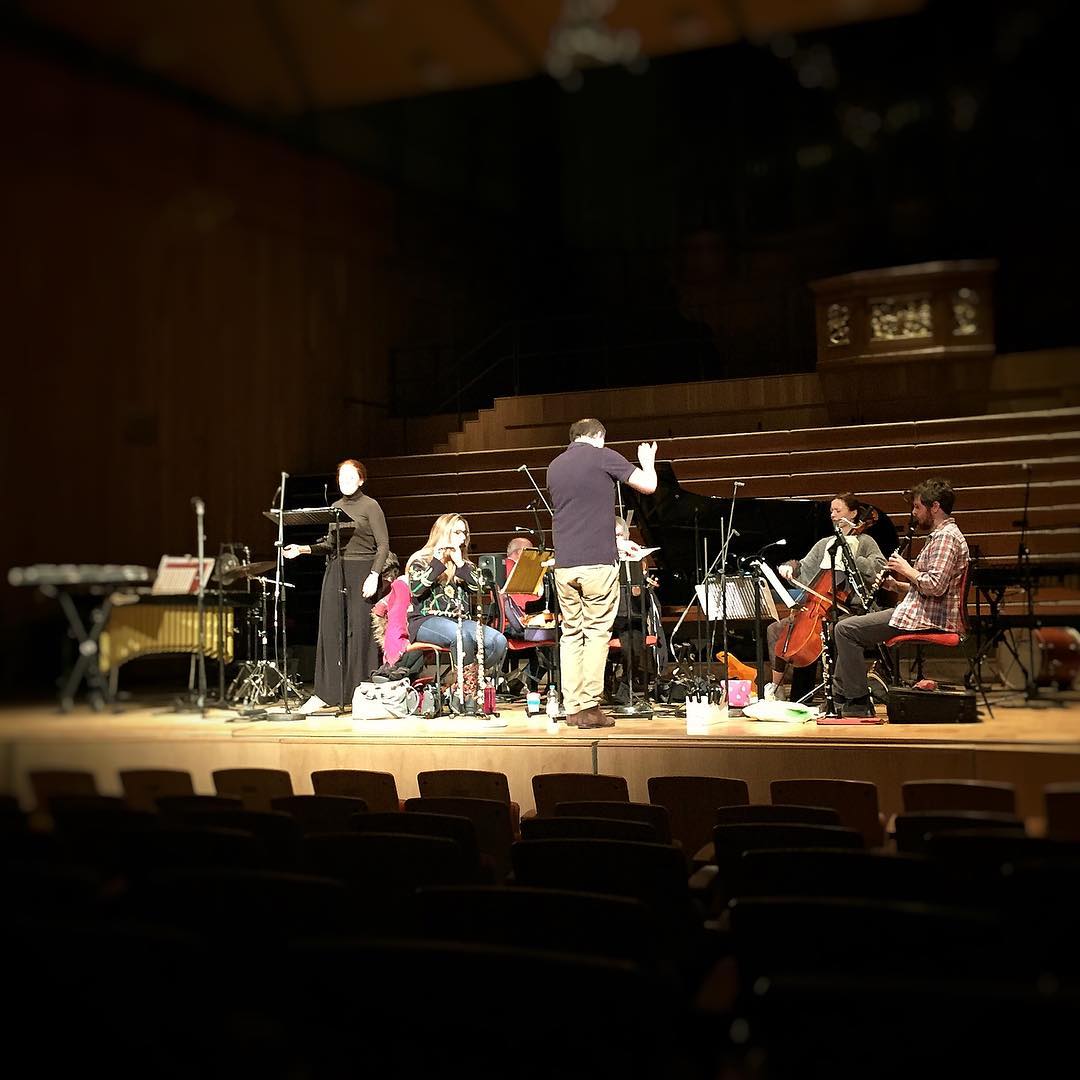 latimer_ryan's tweet image. I wrote a song, for anyone feeling a bit sad this summer. 🌙⭐️ bit.ly/2L1iBeM 

@ComposersEd @DanieleRosina @jackvwmcneill @hmmsarahgabriel @CrossCurrents_