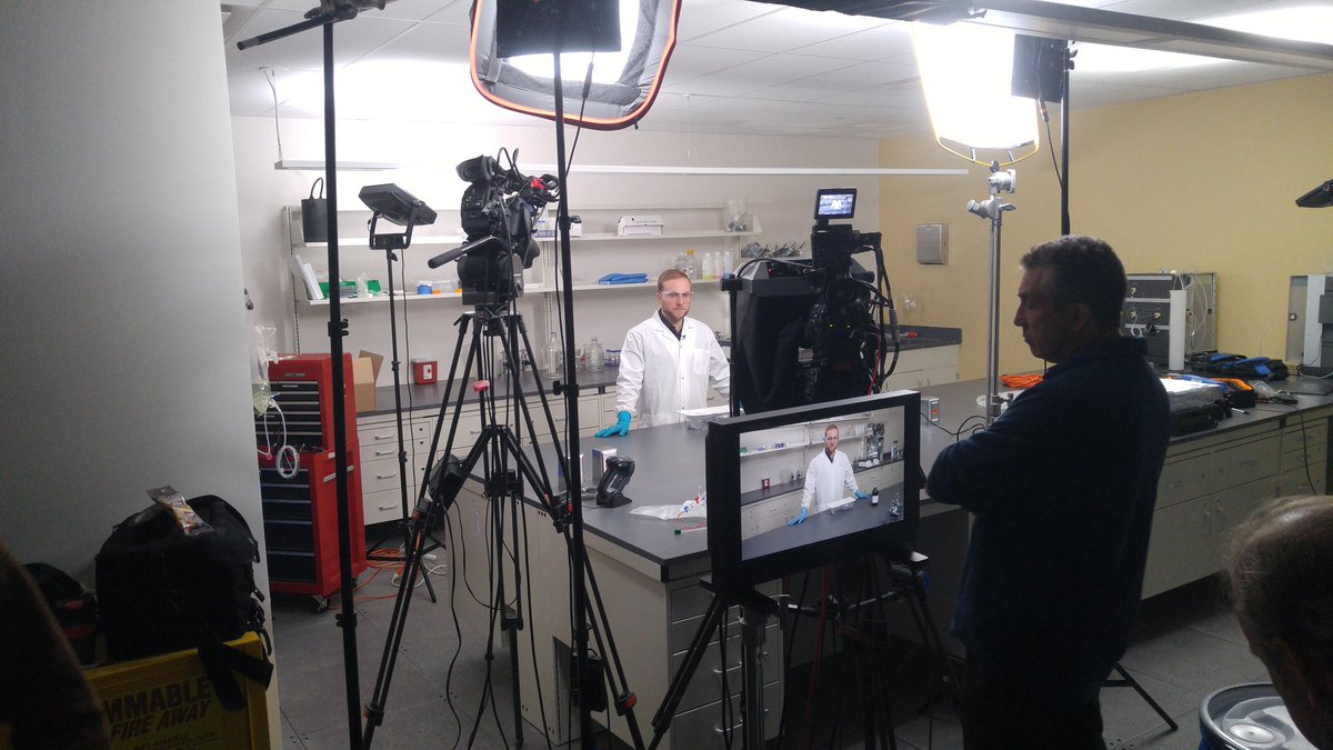 CrystalOnPoint's tweet image. Fun shoot &amp;amp; great crew with #OceanOne productions! #BehindTheScenes #FunOnSet #TeleprompterLife