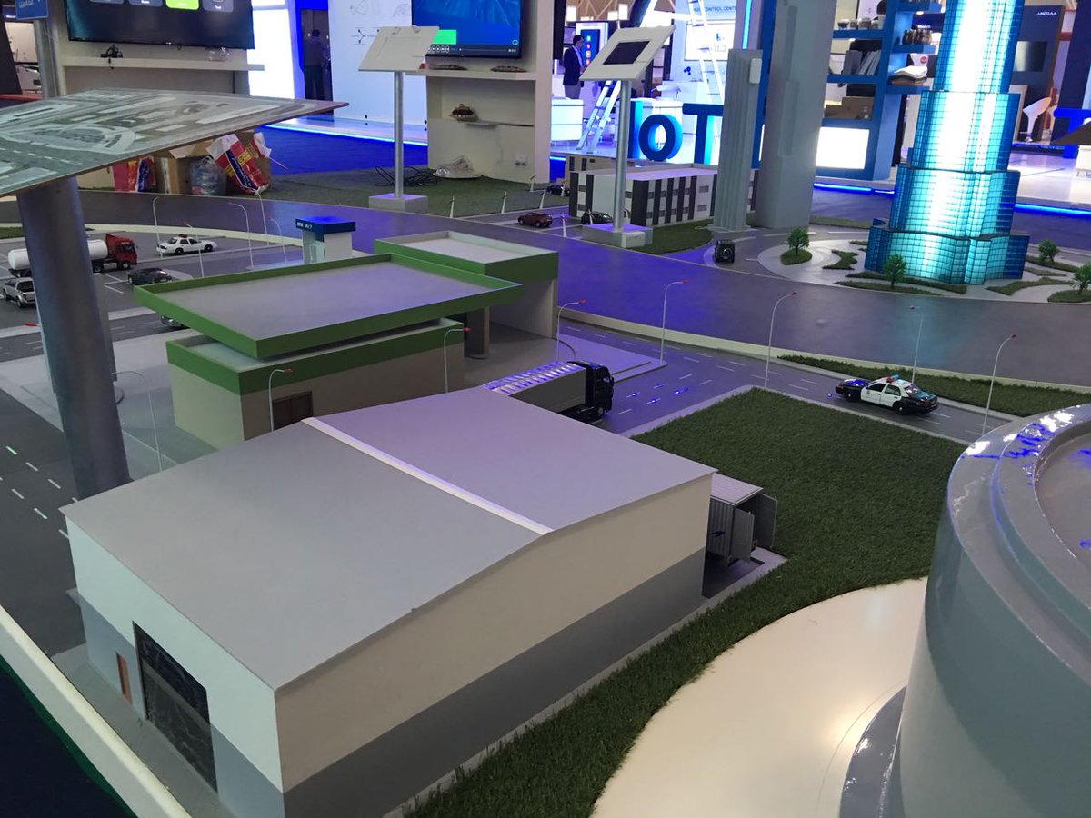 MakeRealCo's tweet photo. Awesome &amp; Amazing Teamwork by Make Real on Latest Exhibitions projects with several industries.🤝

For Exhibitions Inquiries please contact us :

Email: Info@makereal.net
Tel: +966 112884040
Web: https://t.co/luVfxJ1JVJ

#exhibitions #project #modelmaking #riyadh #UAE #AbuDhabi https://t.co/CnLxqCmRbu