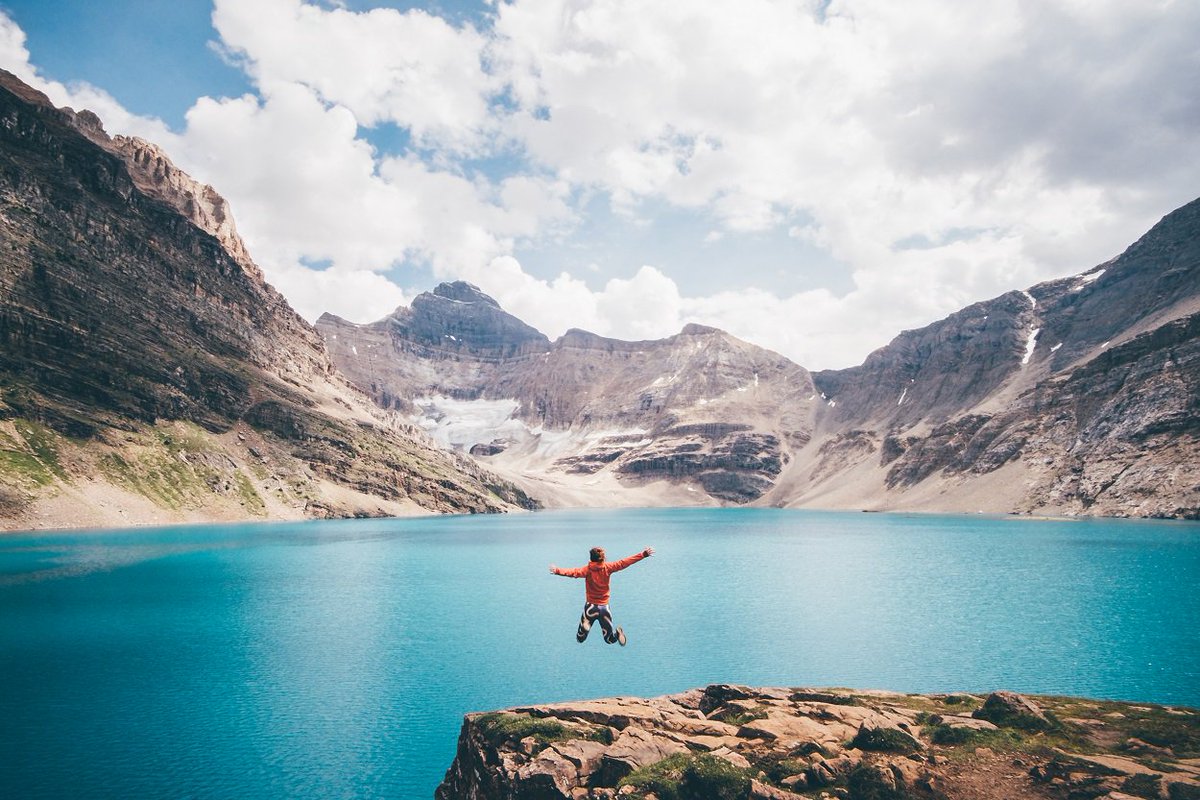 ParticipACTION's tweet image. **GIVEAWAY: $50 MEC gift card**

What hidden gem do you go back to time and time again? Retweet and like this post and reply with a photo of your favourite outdoor viewpoint or hideaway for the chance to win.