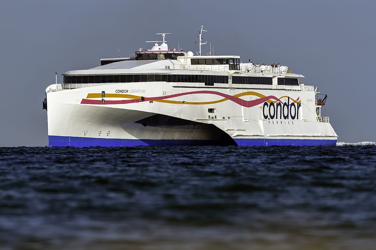 MaritimePhotos's tweet photo. Fast ferry @Condor_Ferries #CondorLiberation links #poole #sandbanks with #Jersey #Guernsey https://t.co/ugMgYn5QDD