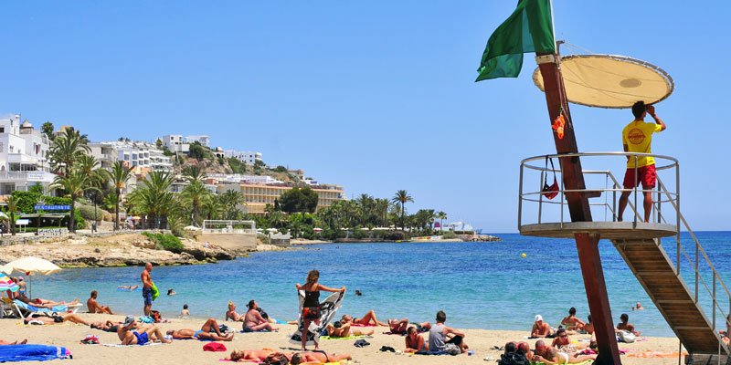 LostinSummer_EN's tweet photo. Life is better at the beach #WednesdayWisdom
#ibiza https://t.co/ftCye318sO