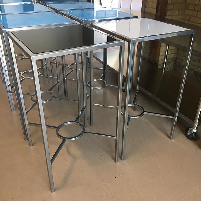 FloralArtBuff's tweet photo. Built these custom cocktail tables for a venue in Toronto. The tops are acrylic that can be changed. #barfurniture #metal #metalwork #chrome #metalfurniture #buffalo #weddingdecor #weldred https://t.co/Ry4jphLScJ https://t.co/Sz0dcWW6O5