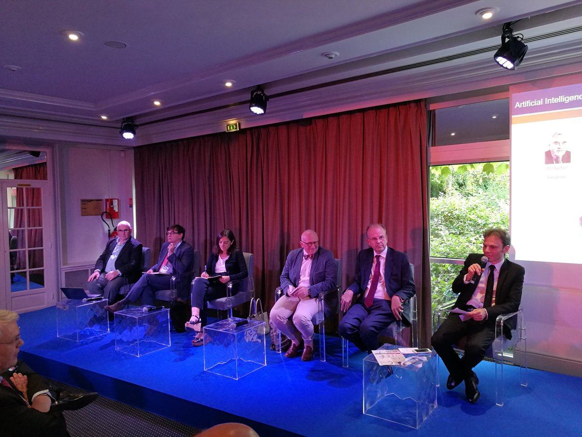 En direct de Paris @europlace pour le panel dédié à l'intelligence artificielle. #IFFParis