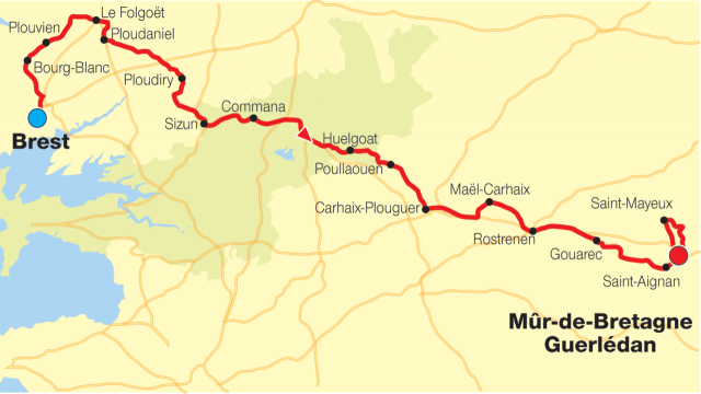 CAPLD_bzh's tweet photo. Tous à #Ploudiry jeudi pour encourager les coureurs du #TourdeFrance !! La sixième étape de l'événement traversera la commune du nord au sud à partir de 12h25 pour la caravane et à partir de 14h25 pour les coureurs. Ne les manquez pas ! 🚴♂️🤗 https://t.co/u1BEpJLux5