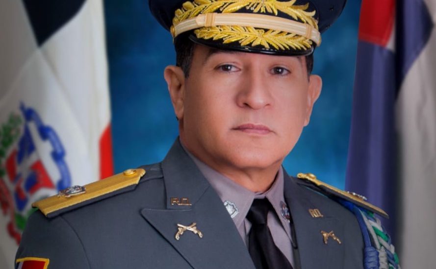 remolacha's tweet photo. 'Macuteo' a nombre de general https://t.co/ZxFaQwu2yA #Remolachanet https://t.co/09oWsEJMQ3