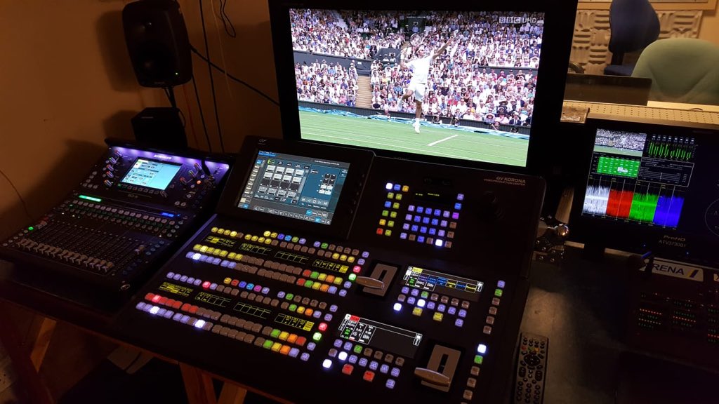 mattpcarter's tweet photo. @ArenaUHD final week at #wimbledon transmitting to #BBC 1 BBC 2 and #iPlayer #RedButton #UHD #HDR #HLG #BBCUHD
1 OB unit, 3 Galleries, 12 #EVS , 6 Edits, Studio, Pres, Highlights positions, 90+ incoming feeds, 20+ outgoing transmission paths, AR GFX #IP #Cisco #4k https://t.co/BidVhkFgBq