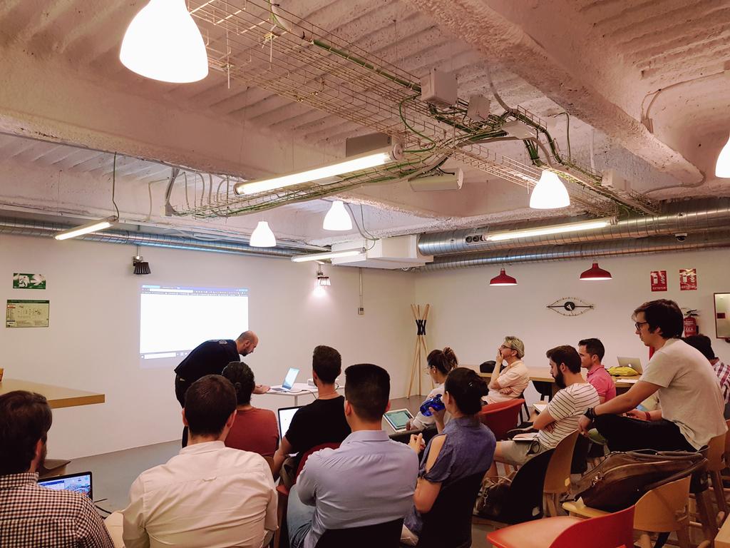 AnaAramendia's tweet image. Auditoría #SEO en directo por Jorge, de @Hayas_Marketing #SEOTalksII organizado por @spanishstartup_ en #SpacesRío @spacesworks