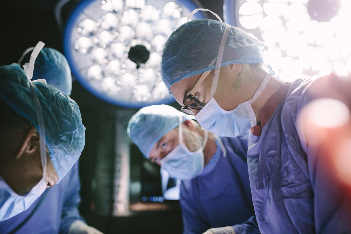 CTATech's tweet photo. Two companies are teaming up to make AR headsets that help surgeons with tumor removal surgery #LetsGoHumans https://t.co/oKFn1HzzJX via @HDMmagazine https://t.co/OPEQlpE8lB