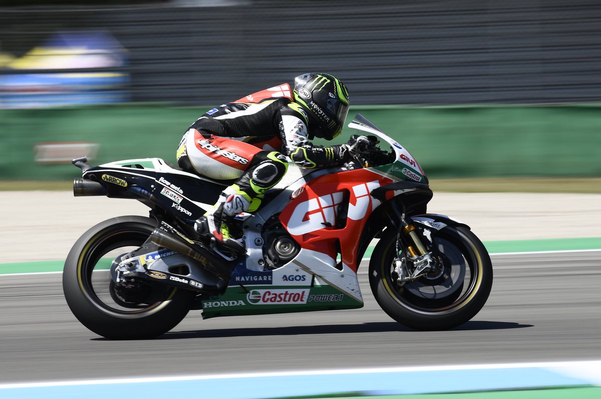 Castrol's tweet photo. #WednesdayWisdom for the #GermanGP at @Sachsenring_de this weekend‼️💪

Shortest circuit on the calendar ✅
10/13 corners left handers ✅
Longest straight 700m ✅
Lap record 1m20.336s ✅
Are we excited⁉️ ✅

Bring it home @calcrutchlow &amp; @LCRHondaTeam ! 👊 https://t.co/jLY0rNe2xS