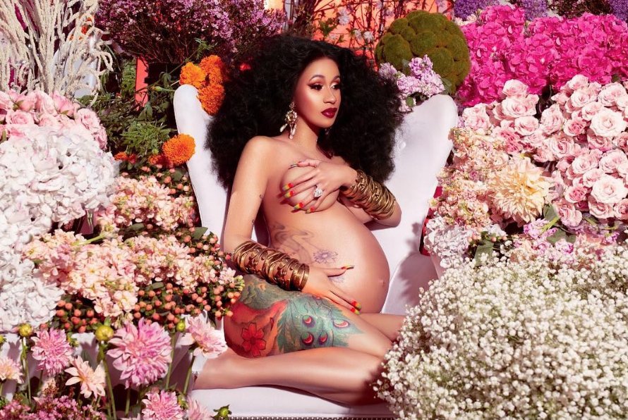 ComplexMusic's tweet photo. Congrats! 👶🏽🎀

Cardi B just announced the birth of her and Offset's daughter, Kulture Kiari Cephus! https://t.co/Cnmm206IyU