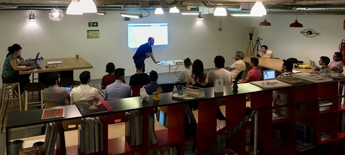 spanishstartup_'s tweet image. ¡¡Preparando nuestra web para Google con @Hayas_Marketing!!Demostración en directo de una auditoría #SEO, aprendiendo nuevas herramientas y tácticas😎 #SEOTalksII en #SpacesRío