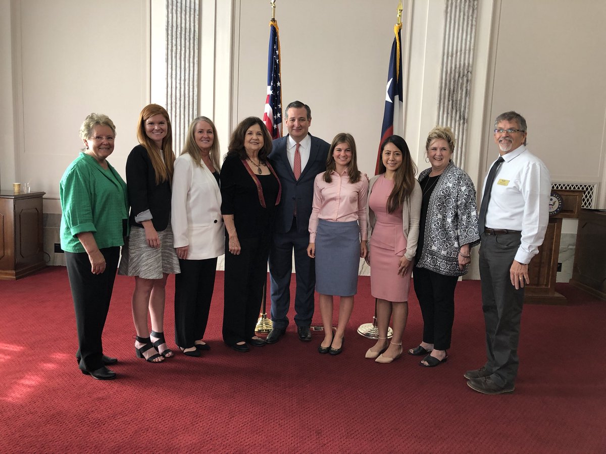 The Texas Team met with Senator Ted Cruz. #ChatCEC #SELS18