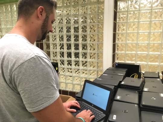 fullmindlearn's tweet image. Read more here about the One-to-One initiative. Each student has a personal #techdevice- kindergarten-3rd will have #ipads &amp;amp; 4th-12th will use #chromebooks.

What are some benefits and implications of this initiative? | via @TribLIVE
bit.ly/2NAW9rj #personalizedlearning